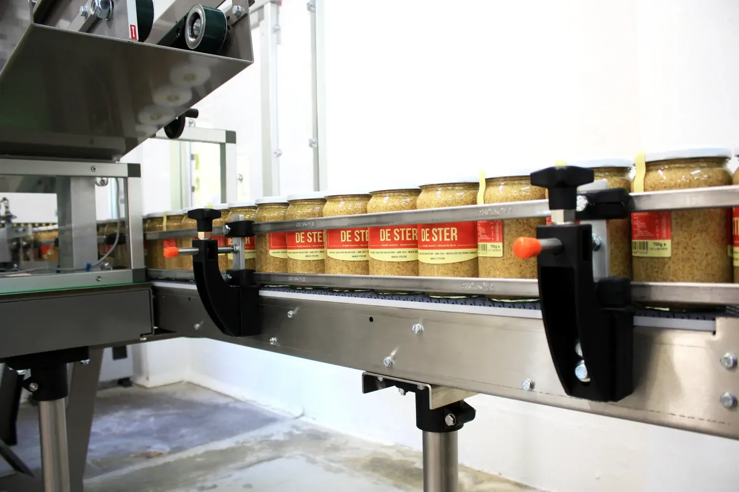 Suivi des lots mis en place dans les processus de production alimentaire chez De Ster